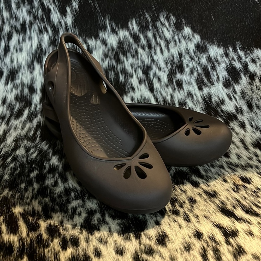 Crocs kadee slip on flats brown size 9